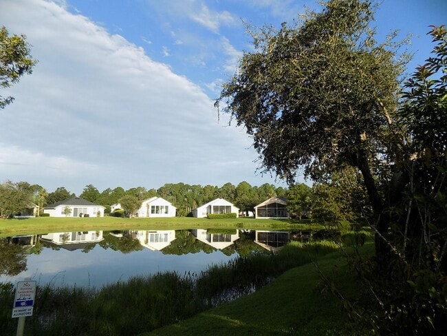 Building Photo - CHARMING 3BR/2BA/OFFICE/2GARAGE