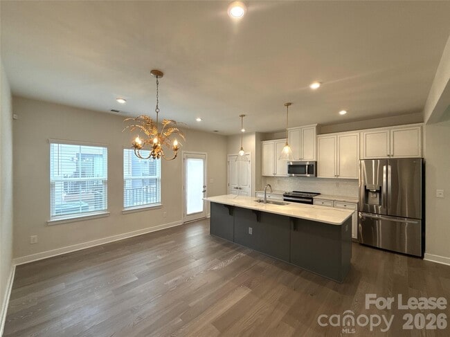 Building Photo - 324 Chattooga Wy