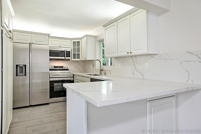 Building Photo - 9593 Richmond Cir