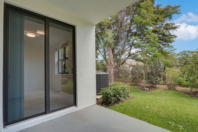 Building Photo - 406 Bella Sol Way