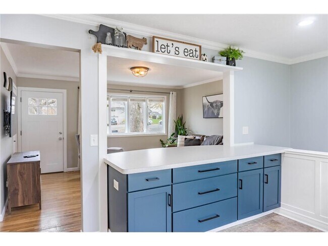 Building Photo - 112514 E Washington Ln