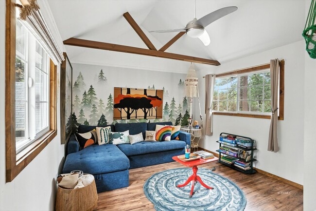 Building Photo - 2 Bd./1 Ba Main House w/ Studio + 3/4 Ba ADU Mountain Rental