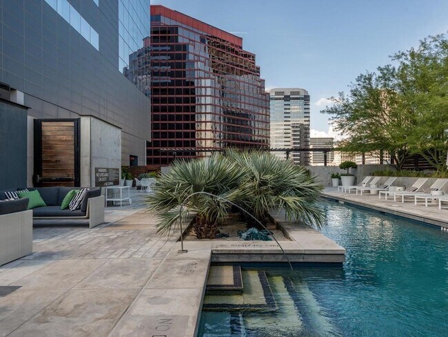 Building Photo - 210 Lavaca St