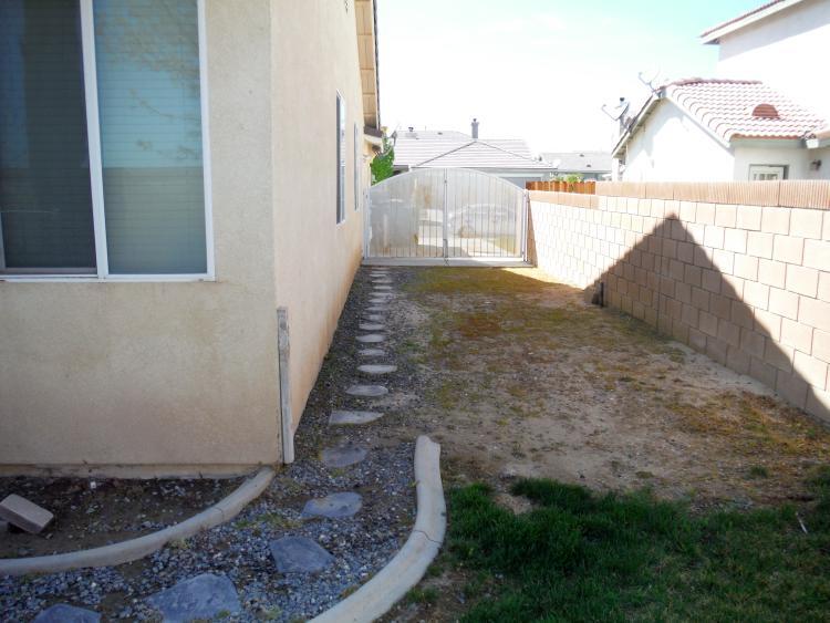 Building Photo - 44218 Amethyst St