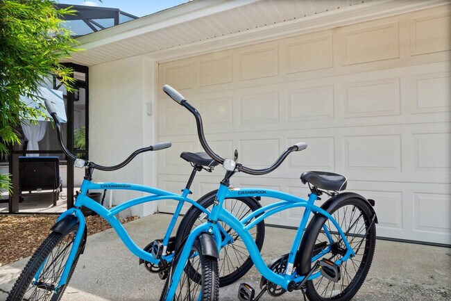 Building Photo - 4 Susan Pl