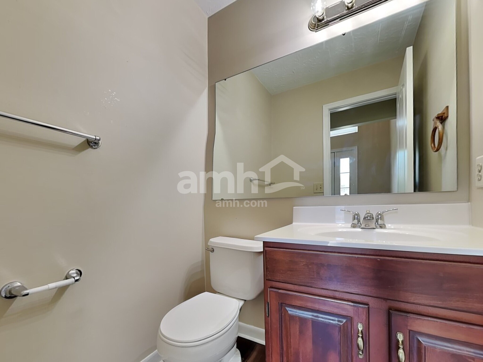 Building Photo - 9021 Crimson Oak Dr