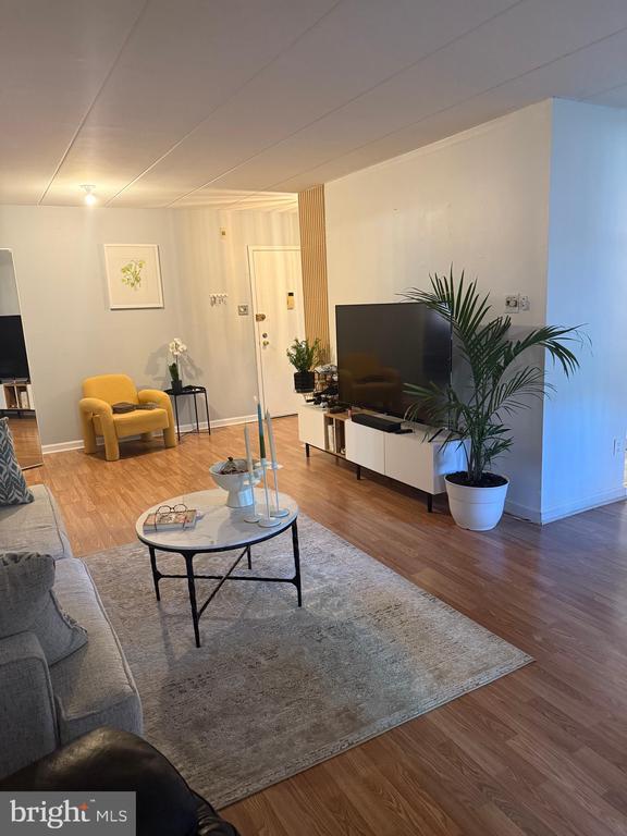 Building Photo - 2628 Welsh Rd