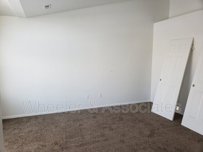 Building Photo - 3763 W 4525 S