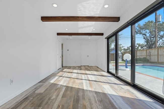 Building Photo - 6518 Kury Ln