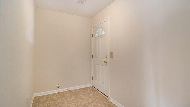 Building Photo - 1120 Addington Ln