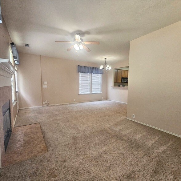 Building Photo - 10741 Traymore Dr