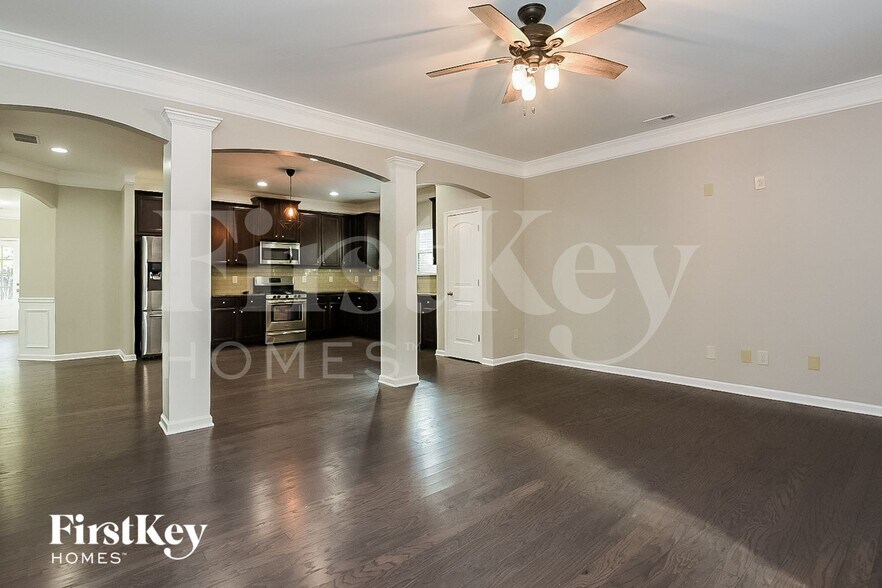 Building Photo - 100 Stone Manor Ct