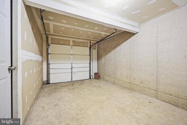 Building Photo - 10104 Sir Reynard Ln