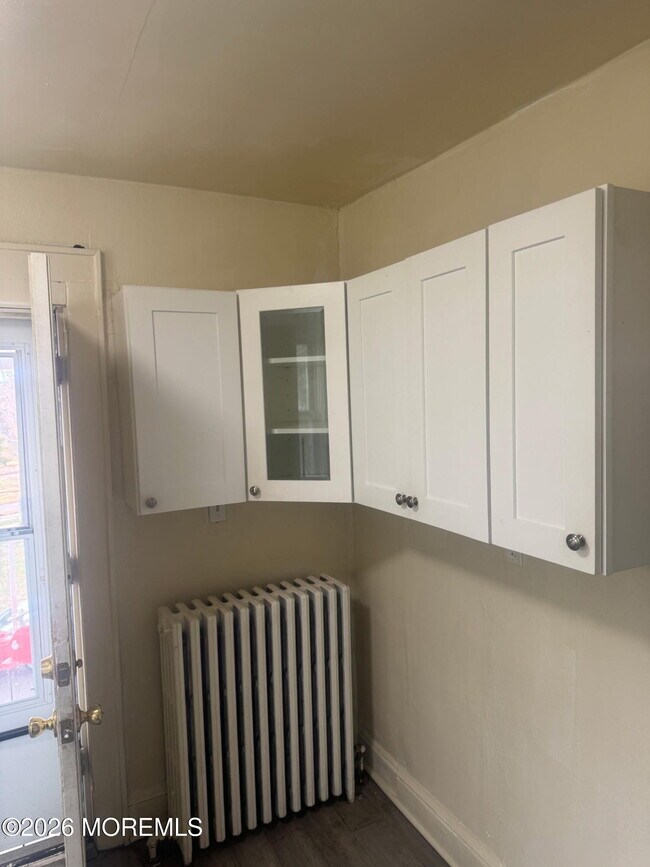 Building Photo - 101 Anelve Ave