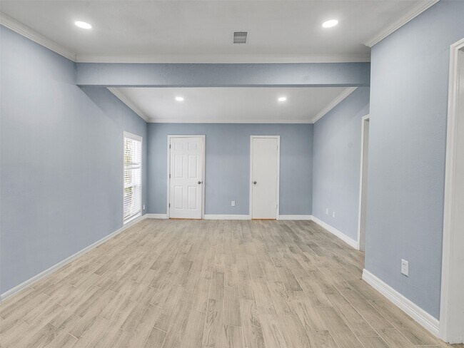 Building Photo - 4418 Dacca Dr