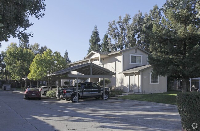 Primary Photo - Meridian Apartments