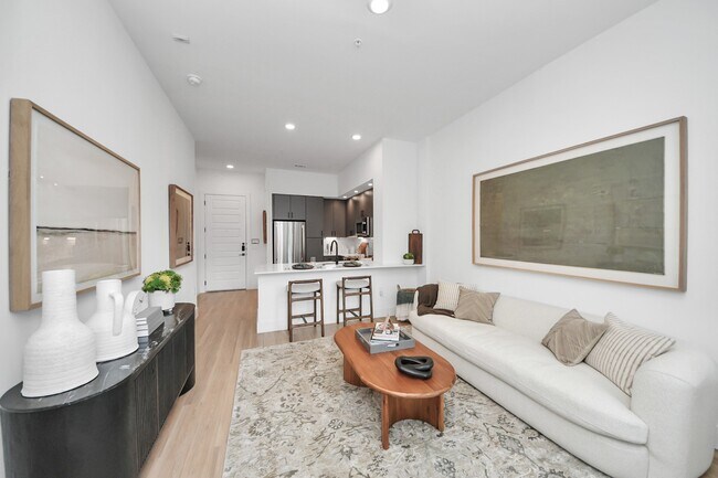 Building Photo - 15635 Memorial Dr