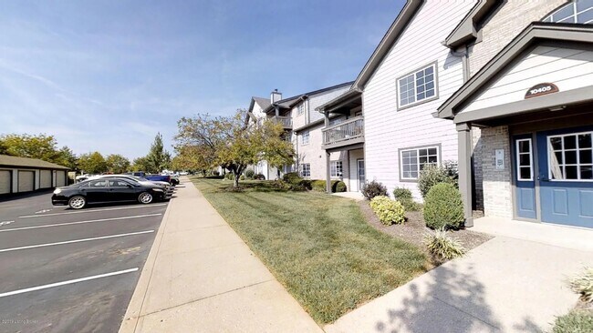 Building Photo - 10405 Trotters Pointe Dr