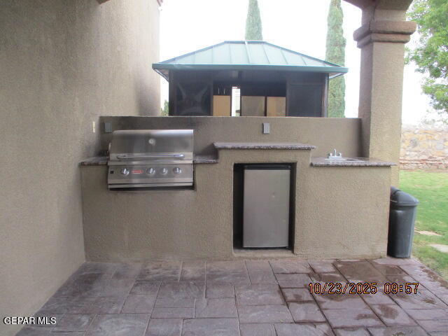 Building Photo - 7377 Black Mesa Dr