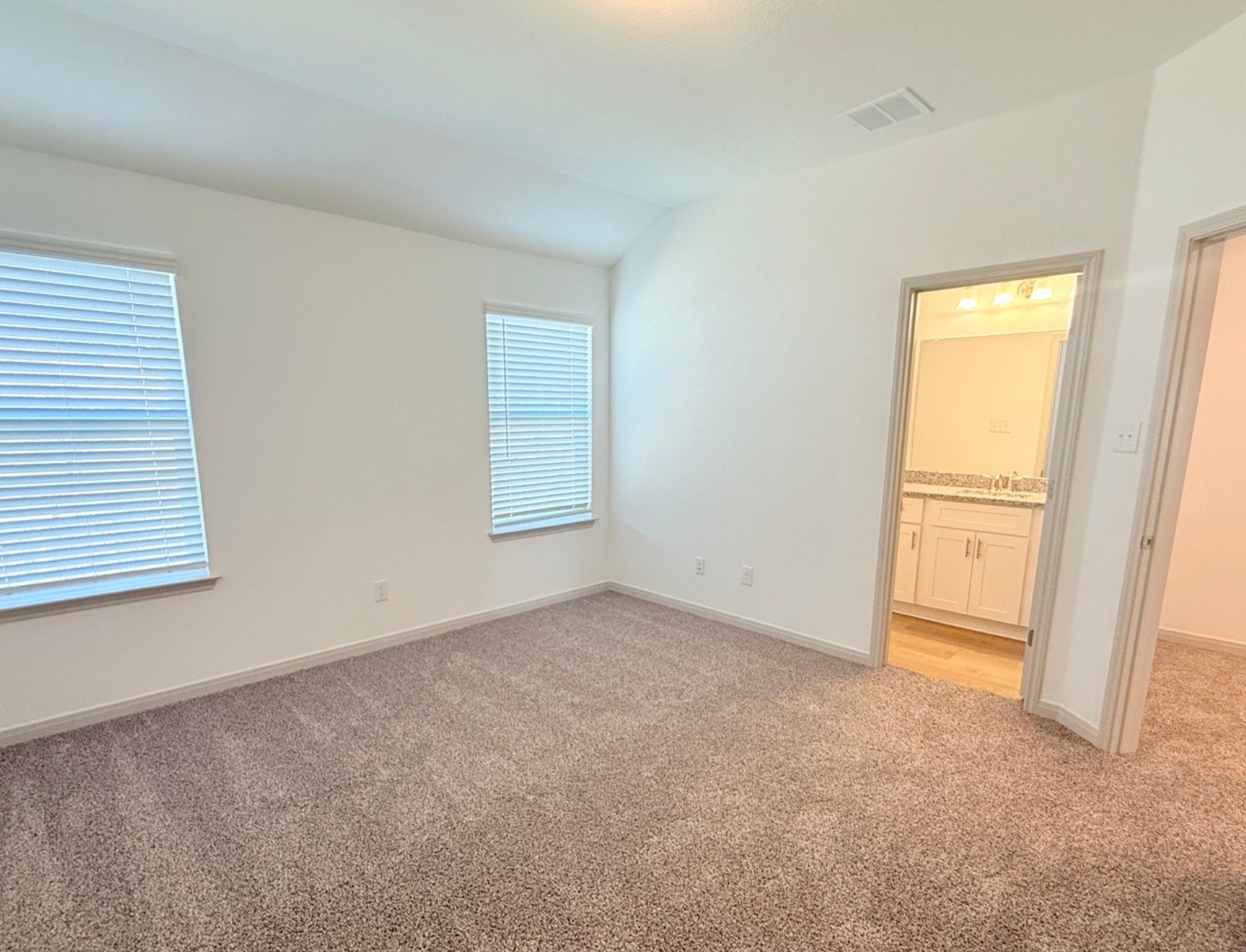 Building Photo - 10219 Tulipwood Run