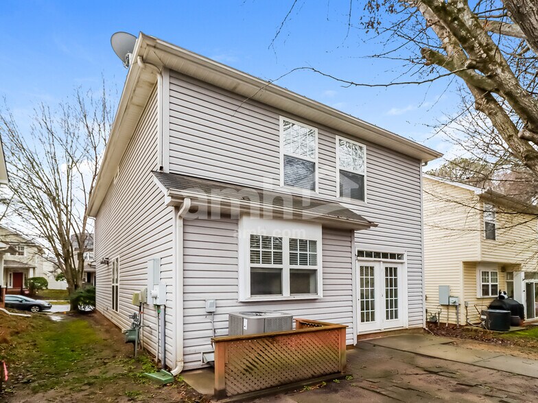 Building Photo - 11728 Rainy Bend Dr