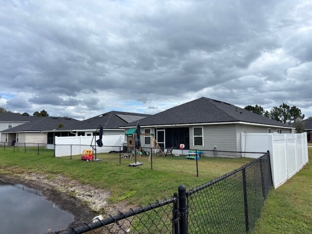 Building Photo - 9835 Olivia St