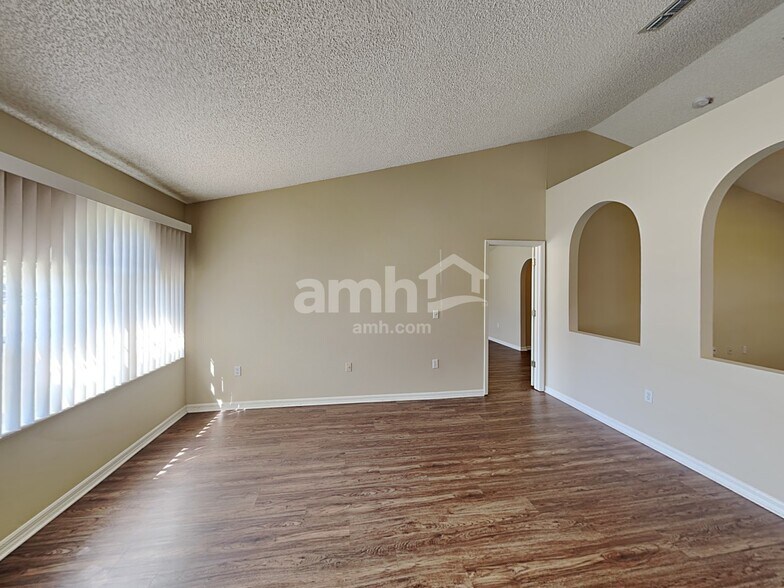 Building Photo - 3417 Hickory Hammock Rd