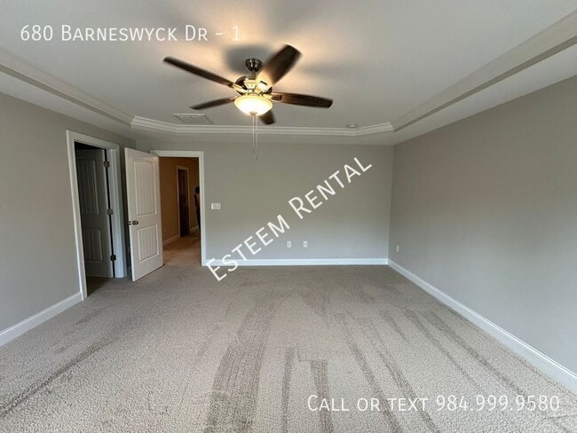 Building Photo - 680 Barneswyck Dr