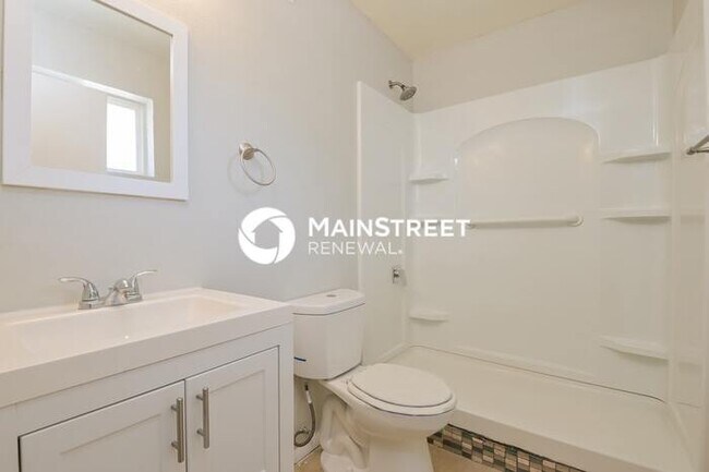 Building Photo - 3 Bedroom Pet-Friendly Home in TUCSON, AZ with Main Street Renewal