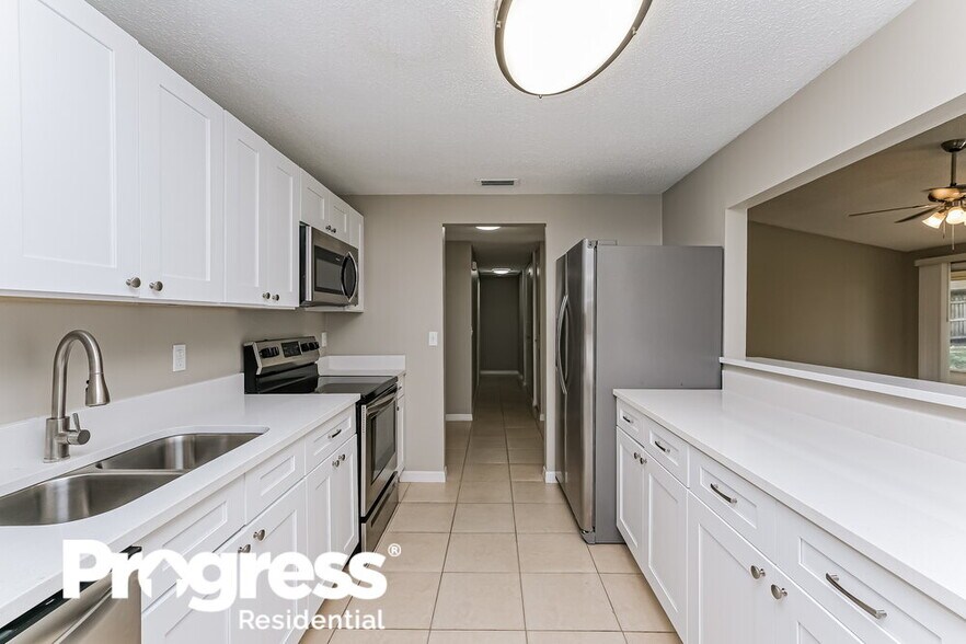 Building Photo - 719 Herlong Ct