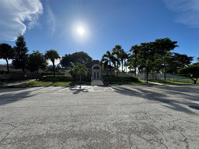 Building Photo - 5161 NW 11th Ln