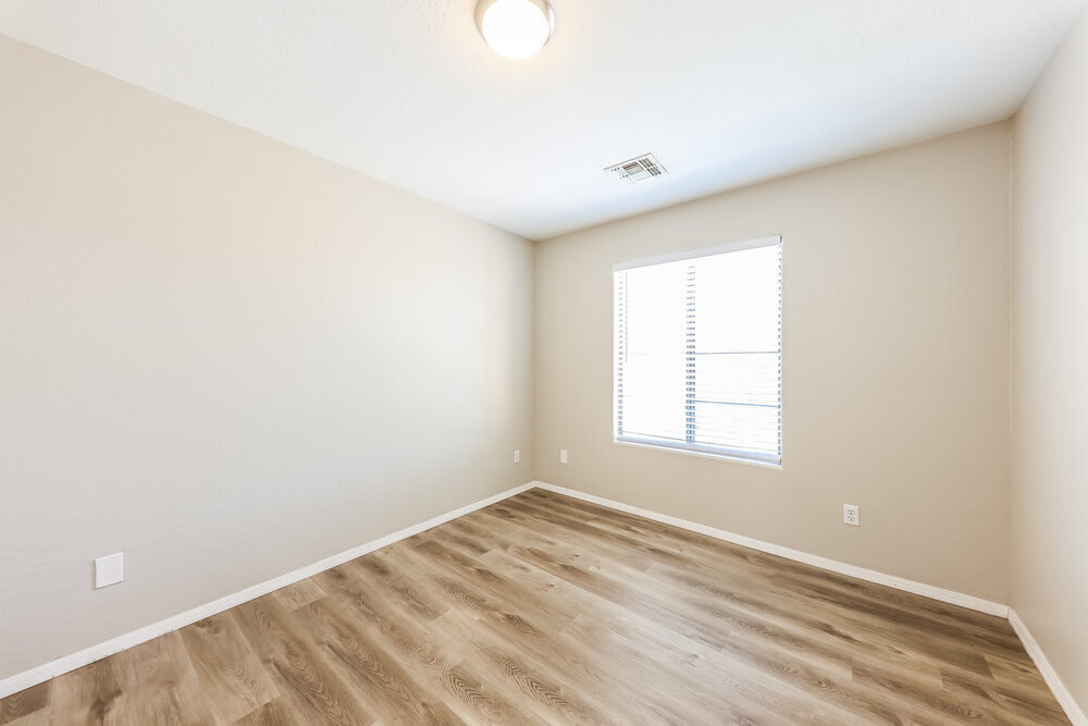 Building Photo - 2189 S 88th Ave