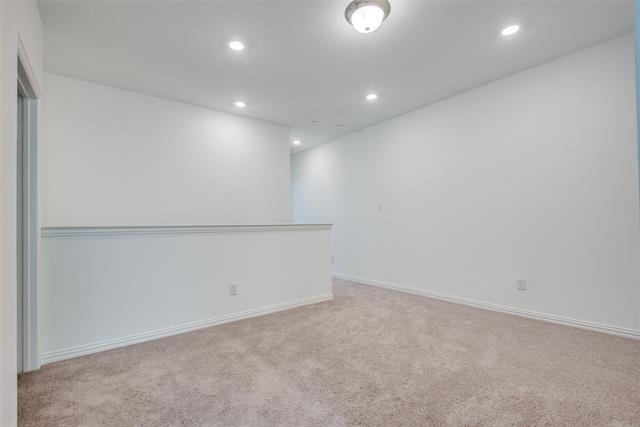 Building Photo - 9909 Schramm St