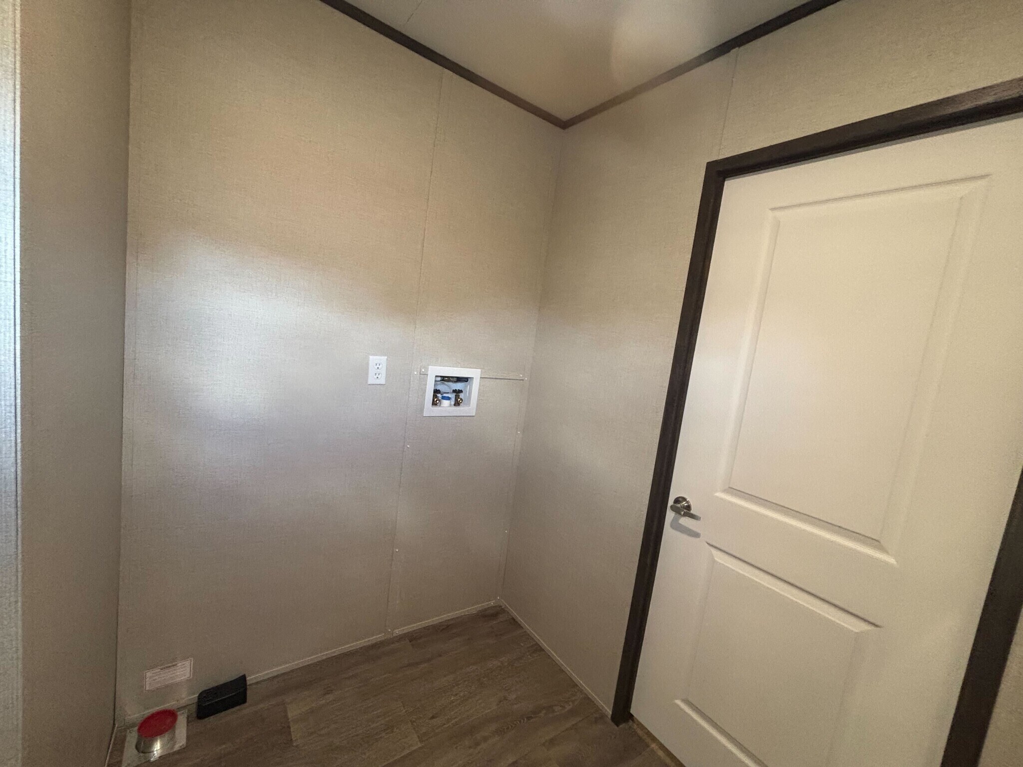 Building Photo - 203 Linda St