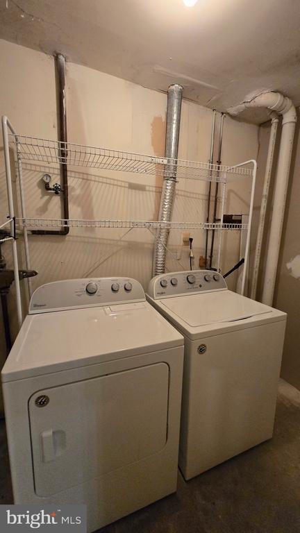 Building Photo - 6565 Ronald Rd