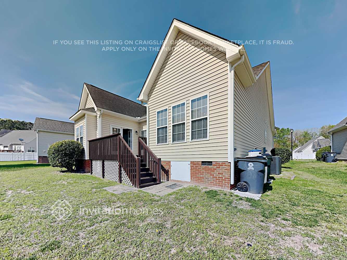 Building Photo - 2008 Watsonia Dr