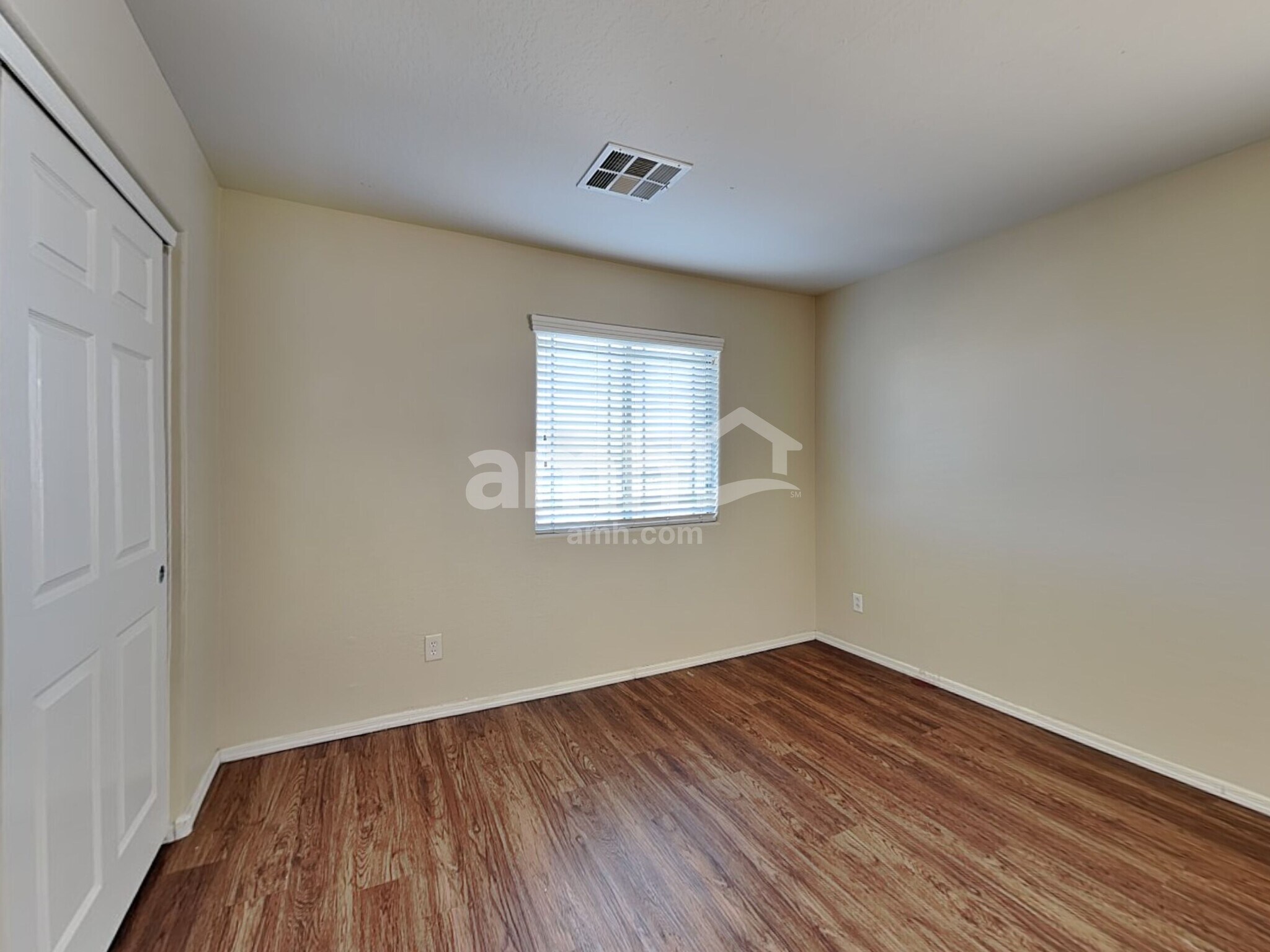 Building Photo - 2063 S Starling Dr