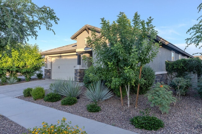 Building Photo - 9701 E Spiral Ave