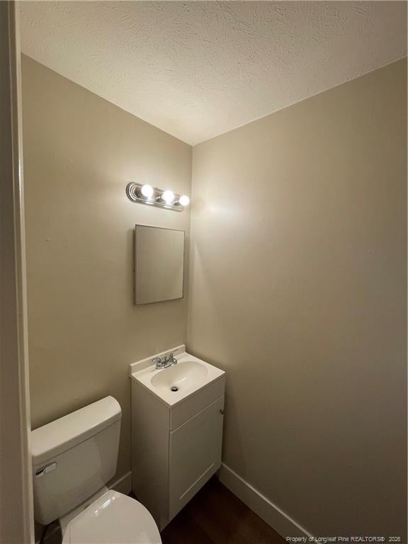 Building Photo - 4912 Rosehill Rd