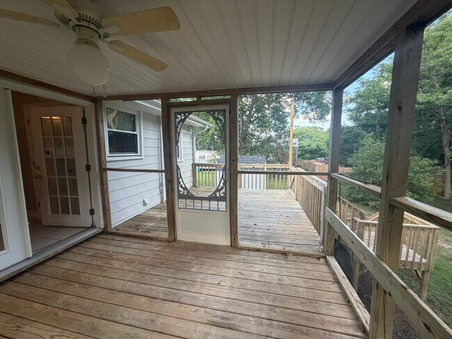 Building Photo - 801 Lawsonville Ave