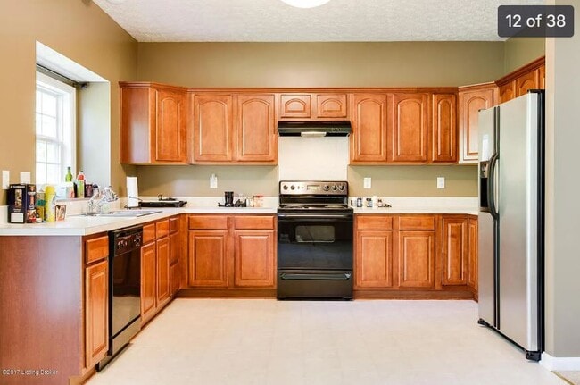 Building Photo - 11036 Symington Cir