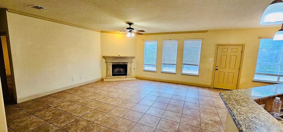 Building Photo - 1205 Sheffield Dr