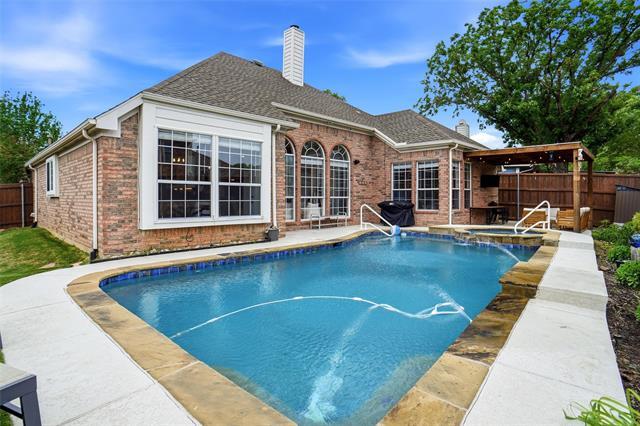 Building Photo - 1800 Sumac Dr