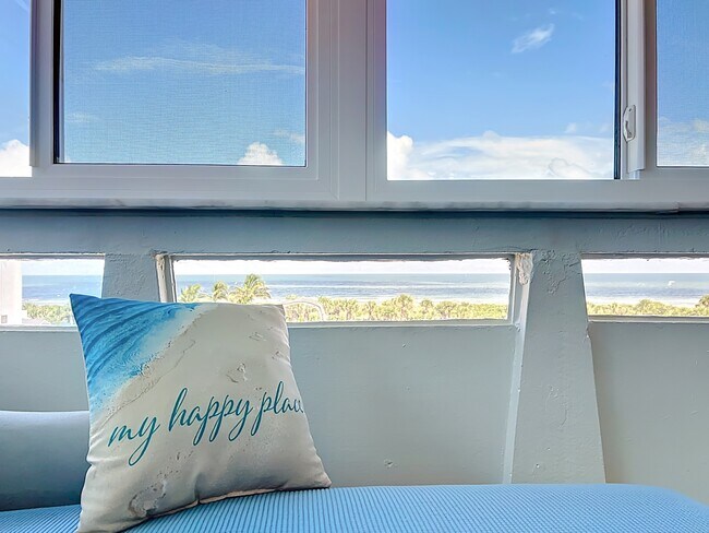 Building Photo - 2020 N Atlantic Ave