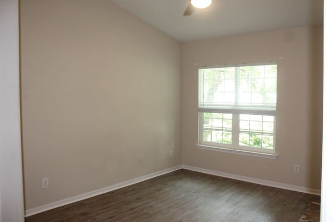 Building Photo - Plantation Point - Second Floor Villa