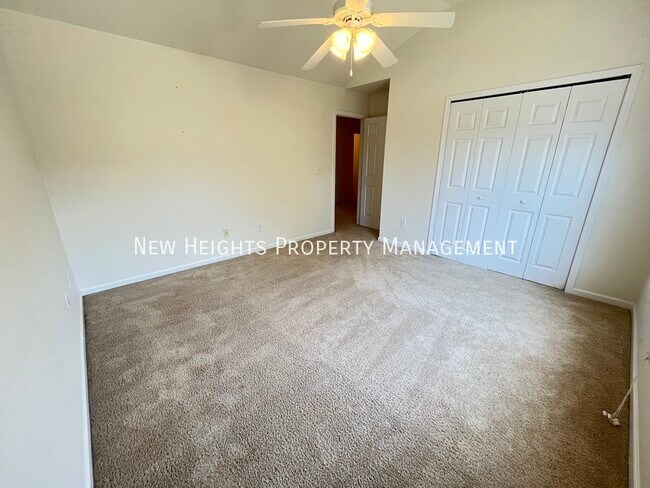 Building Photo - Spacious Townhouse at Grand Oaks Plantation!!