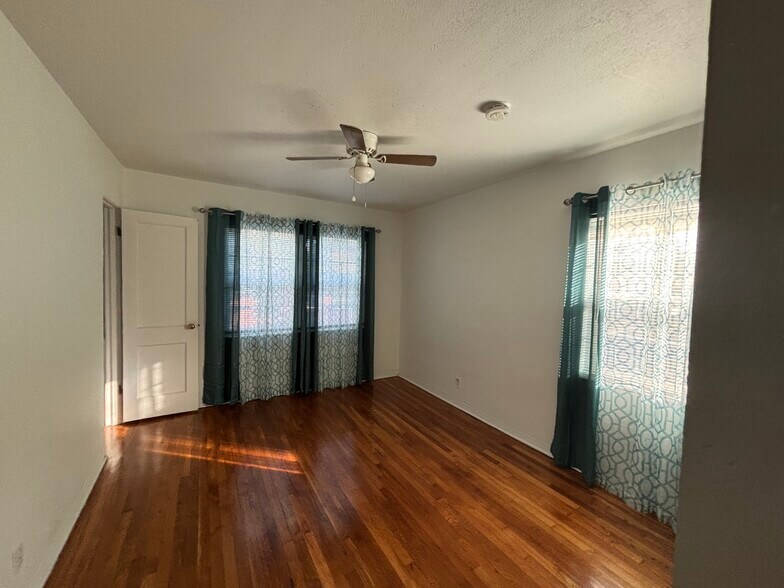 Building Photo - 2710 Green St