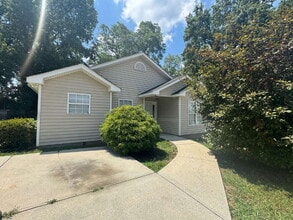 Building Photo - Brand New Rental Listing – Steps from Down...