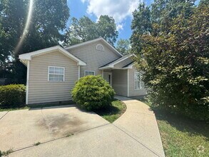 Building Photo - Brand New Rental Listing – Steps from Down...
