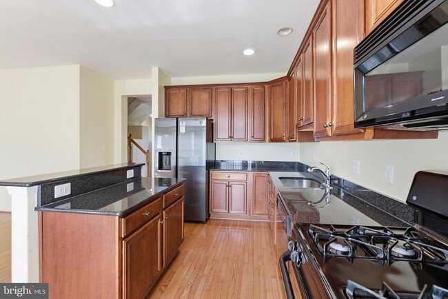 Building Photo - 24652 Siltstone Square